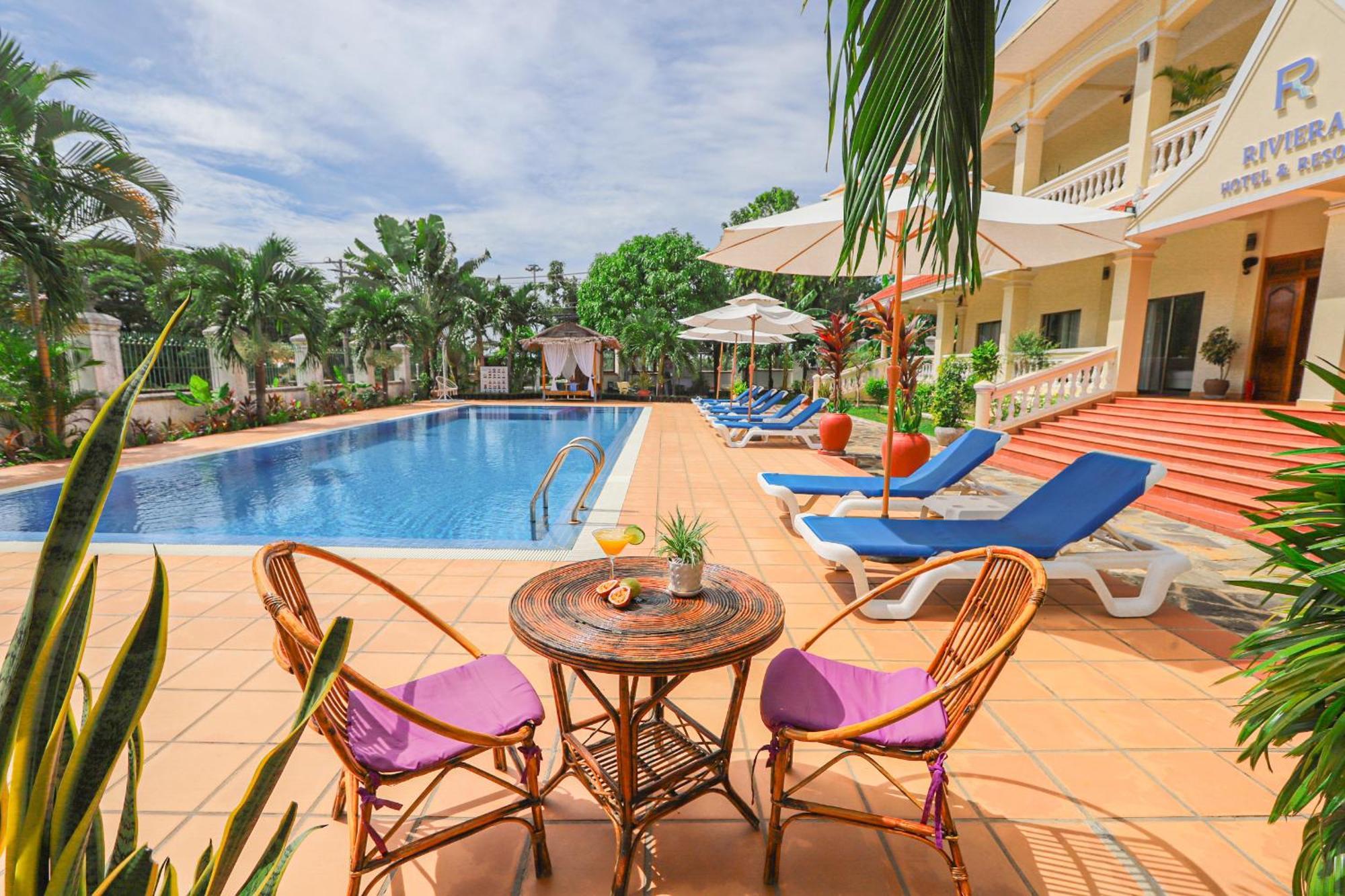 Riviera Hotel & Resort Kep Exterior photo
