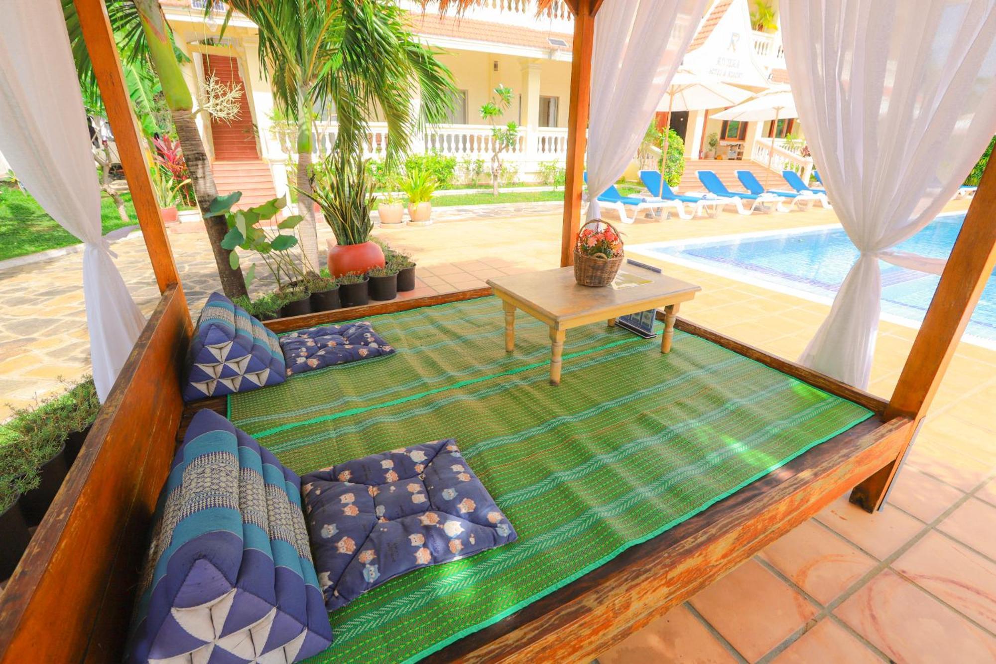 Riviera Hotel & Resort Kep Exterior photo